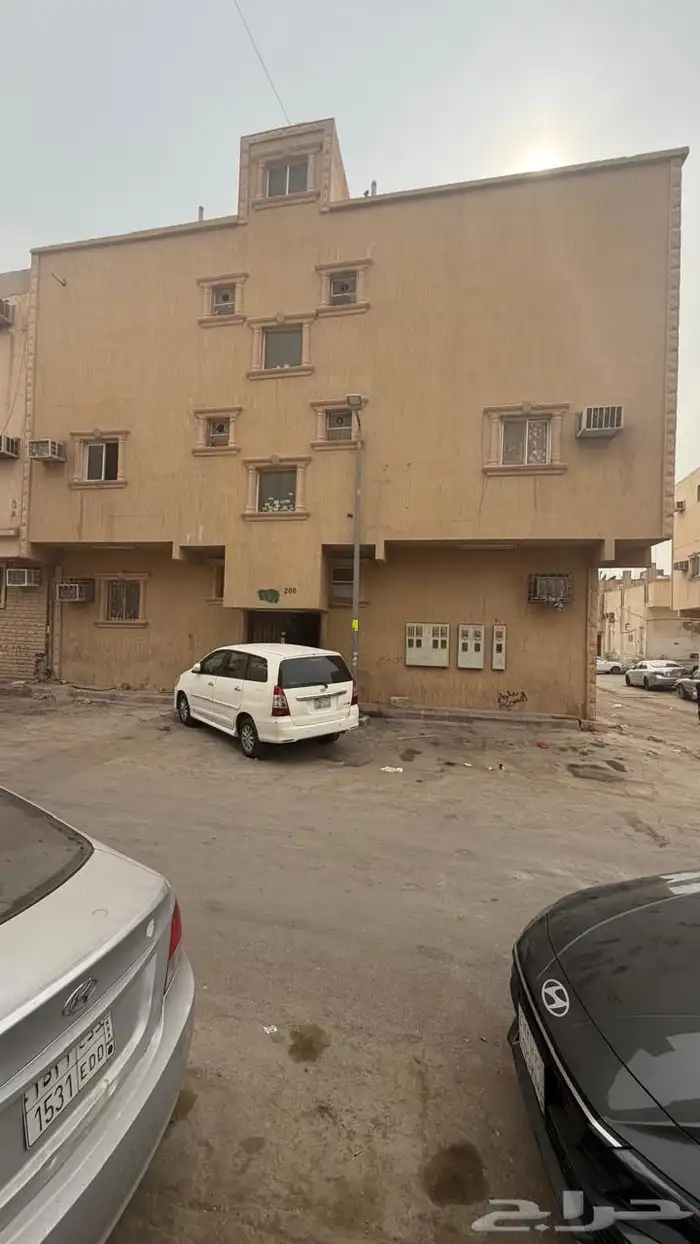 عمارة للبيع في حي المرقب 1