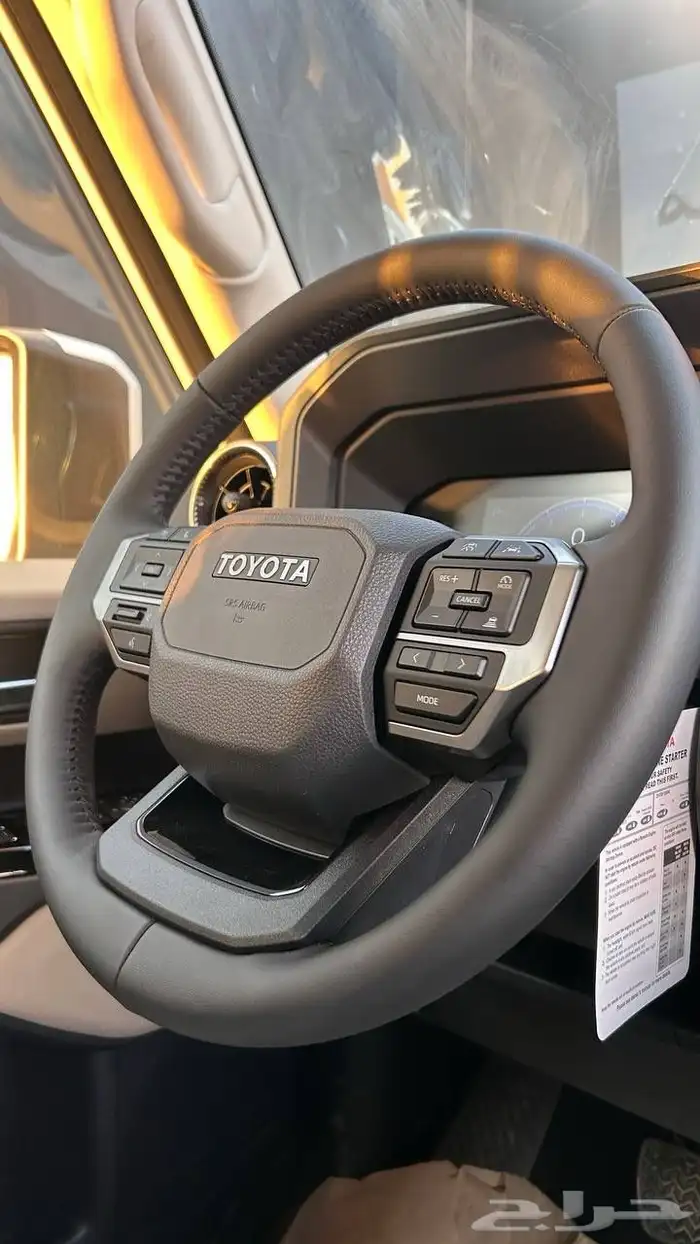 تويوتا برادو 2026 TXL3 بنزين لدى شركة عبدالمجيد الخضر 9