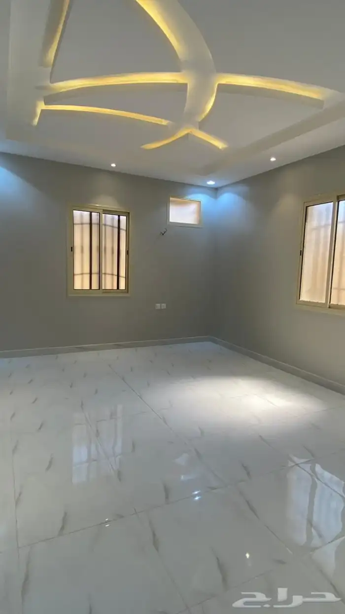 شقه ارضيه فاخره حي الربوه الواديين 3