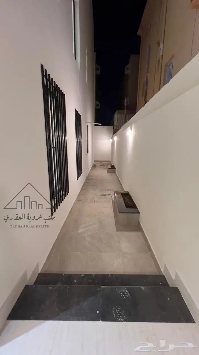 للبيع فيلا روف ارضي تمليك تبوك حي مروج الامير ب 790 الف 9