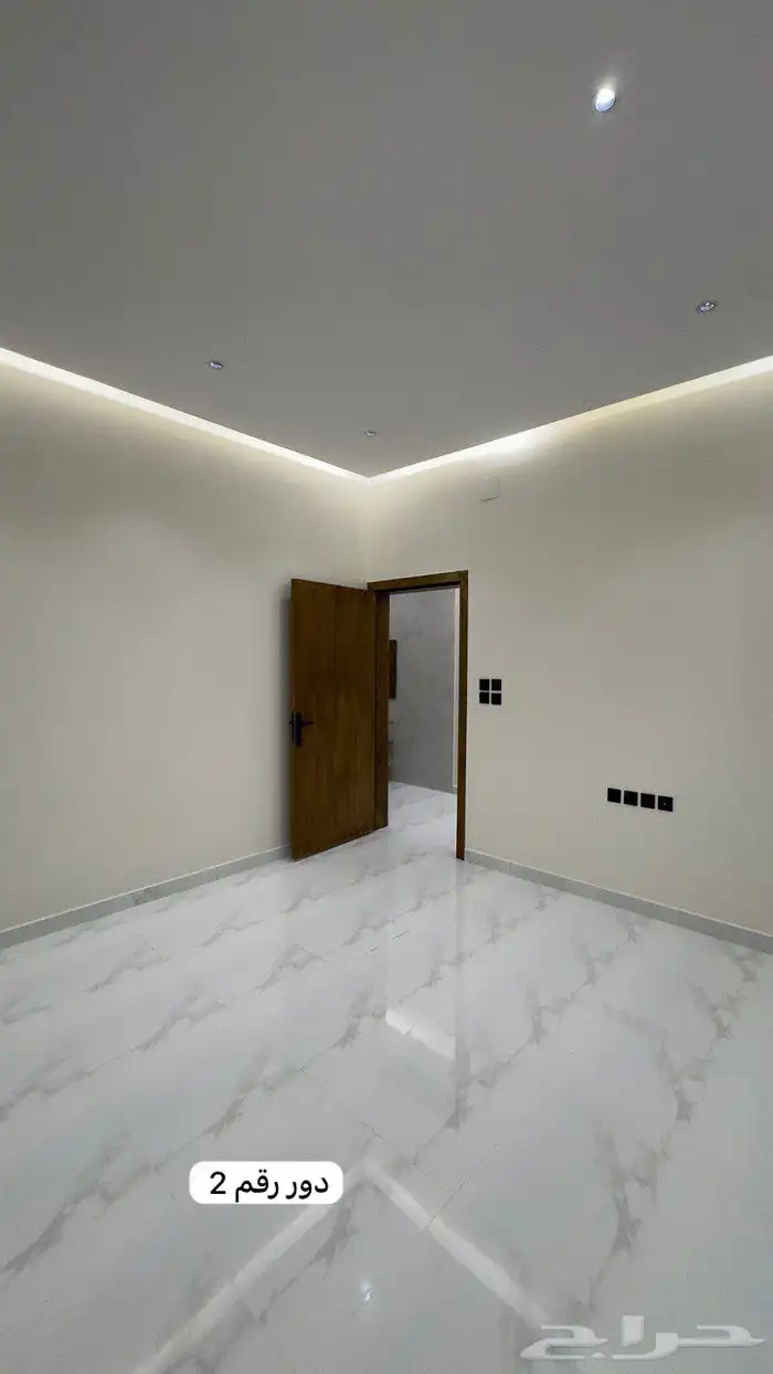 اعرض لكم عقارين ادوار ارضيه كل دور بصك مستقل راس بلكه 22