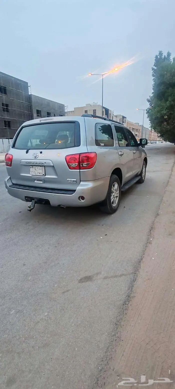 تويوتا اسكويا 0