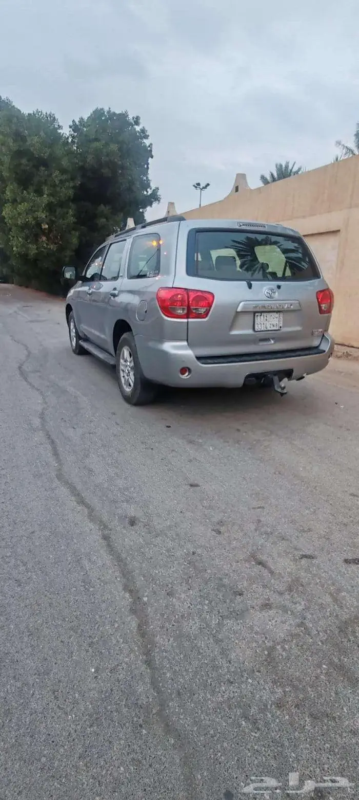 تويوتا اسكويا 7