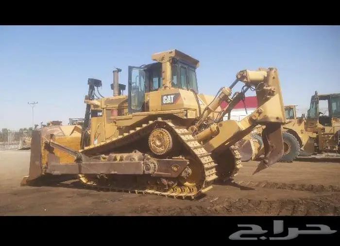 للبيع بلدوزر D9R 2012 بسعر 750 0