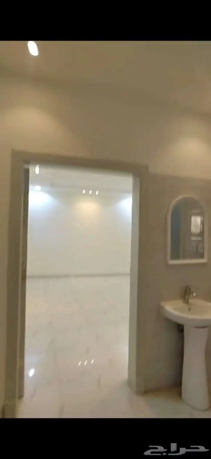 للإيجار فيلا دوبلكس بحى عكاظ جنوب الرياض 4