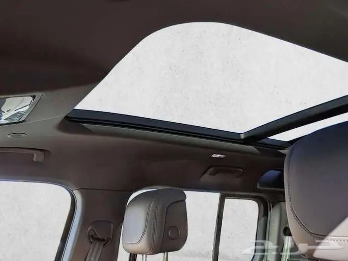 لاند روفر ديفندر 110 X 2023 بسعر لقطه اعلى فئة 11