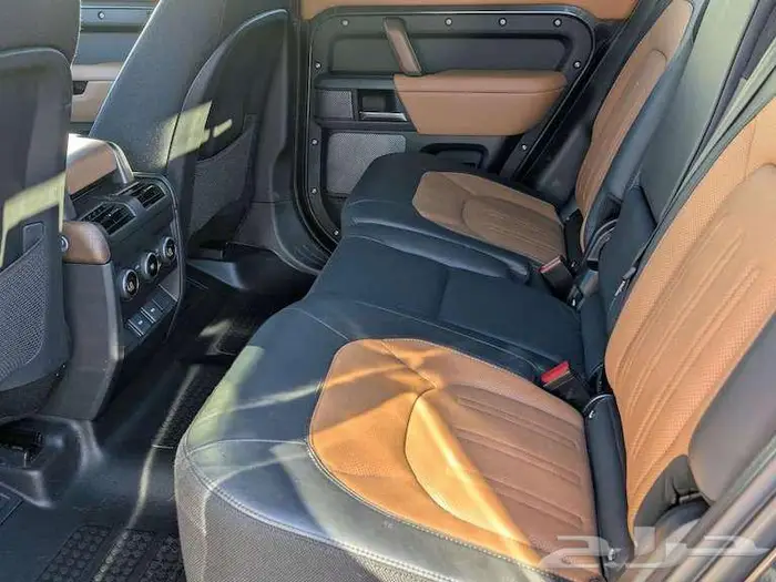 لاند روفر ديفندر 110 X 2023 بسعر لقطه اعلى فئة 9