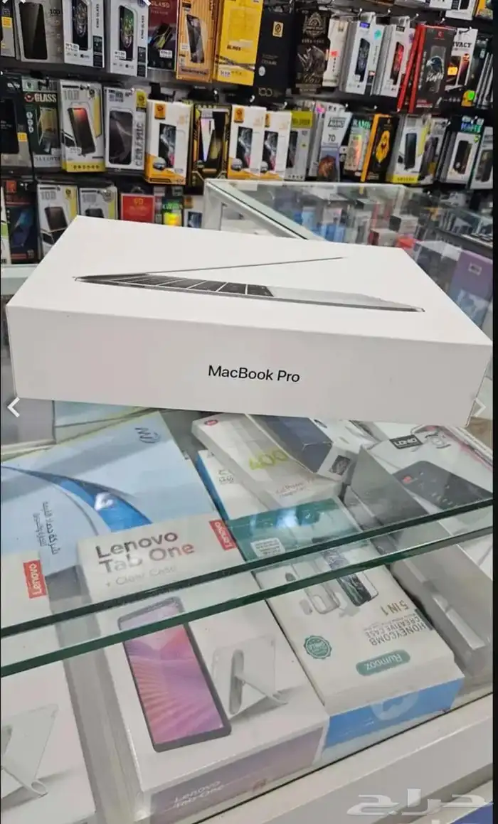 لابتوب ابل ماك برو 1