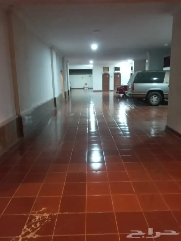 للبيع شقة سكنية في جدة حي الفيصلية ممتازة للاستثمار 2