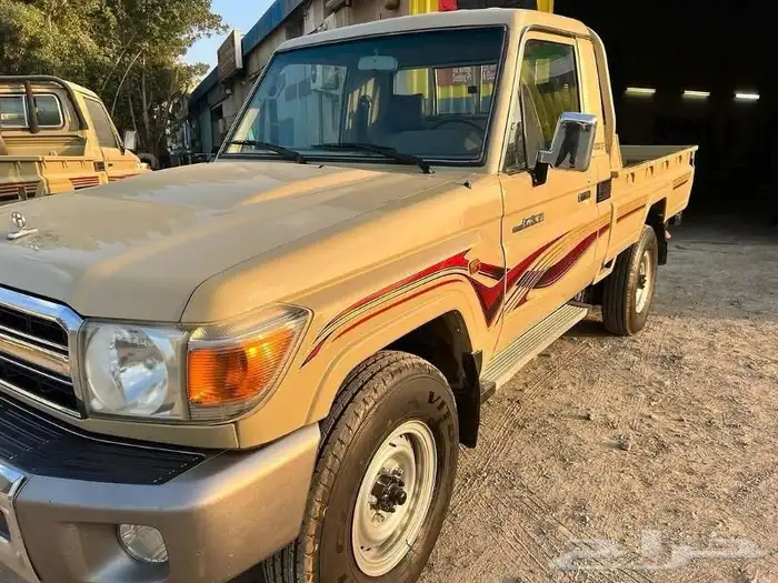 مطلوب شاص مسقط من 2008 وفوق او هايلوكس من 2011 وفوق 0