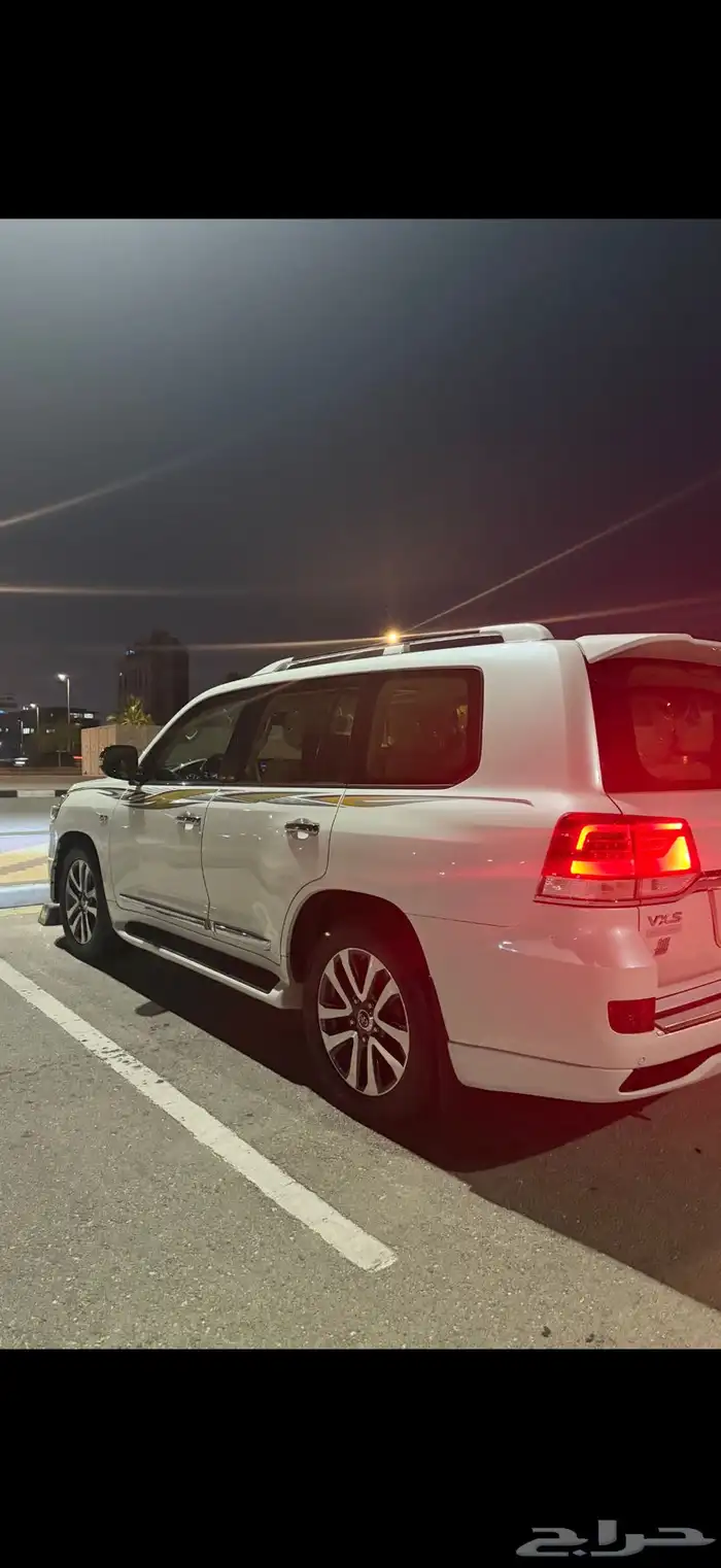 جيب لاندكروزر VXS 2017 6