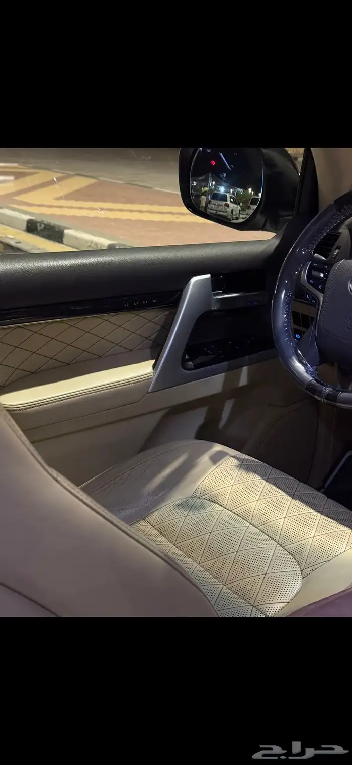 جيب لاندكروزر VXS 2017 24