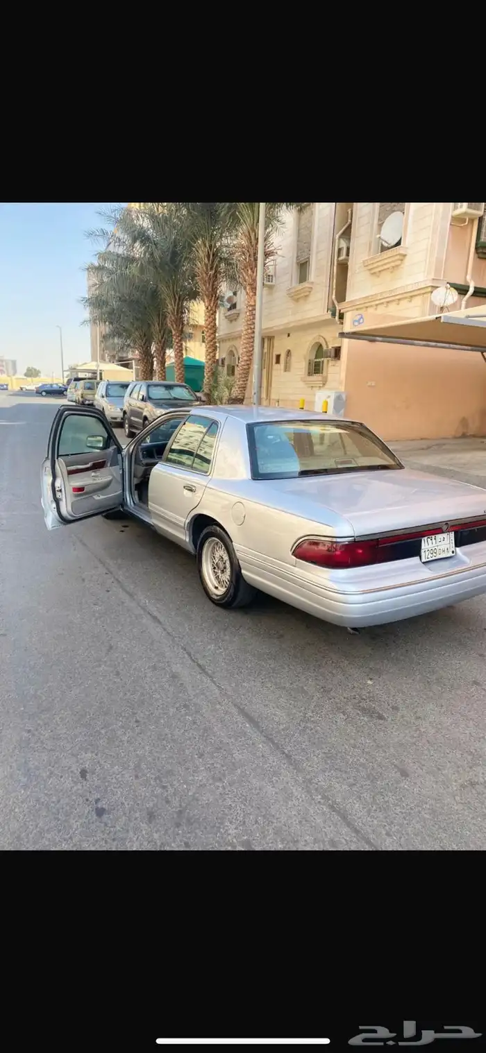 سياره فورد قراند ماركيز 1997 3