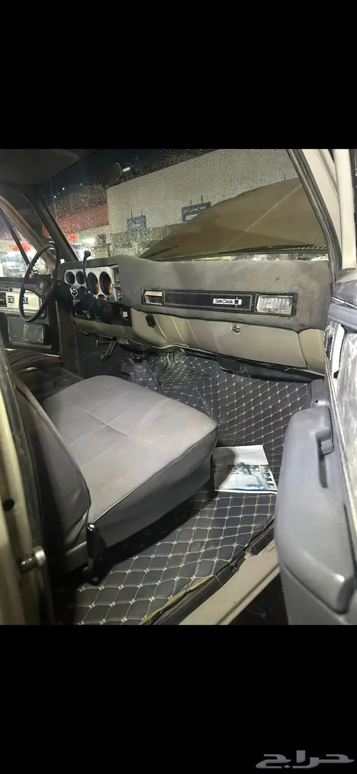 بليزر 1980 لون بيج 17