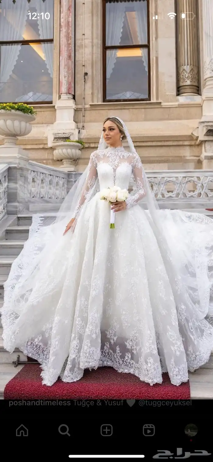 للبيع فستان زواج بتصميم ملكي 0