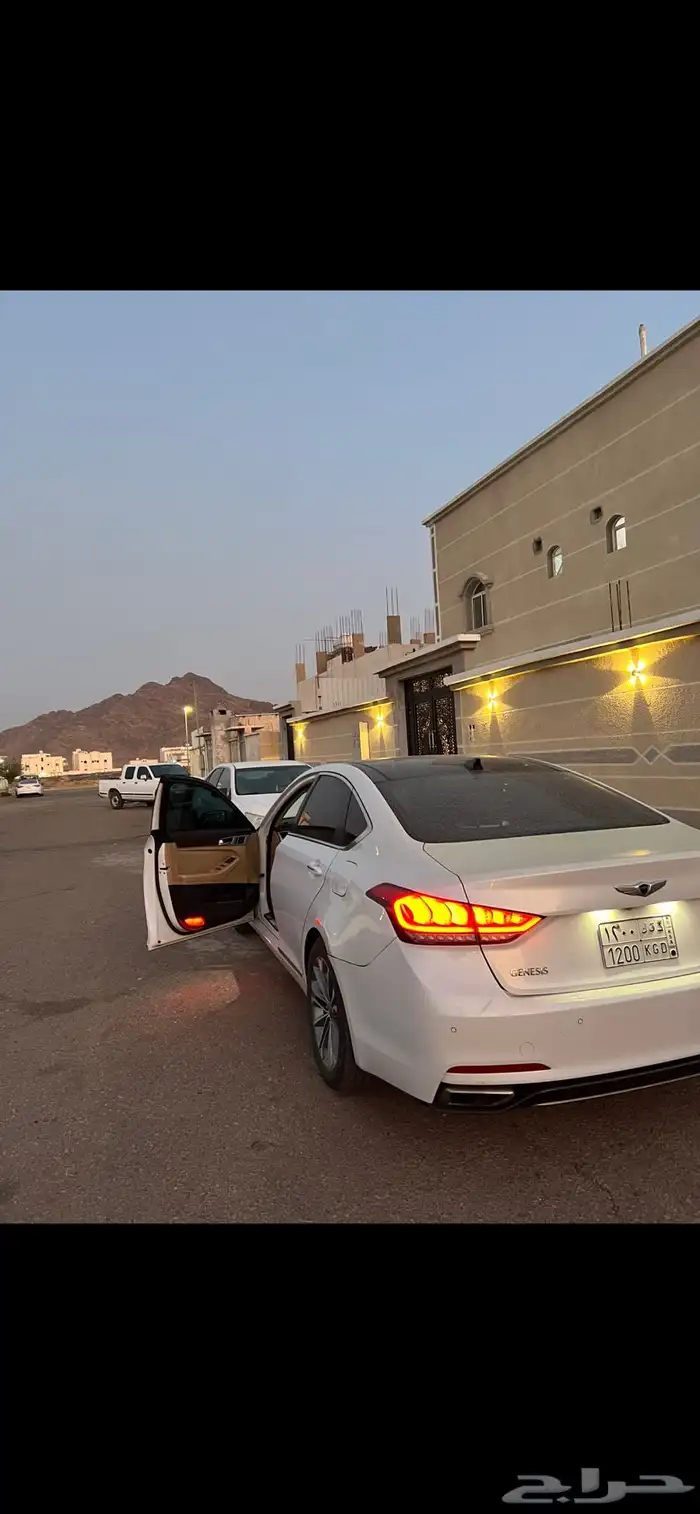 جنسس للبيع 2015 1