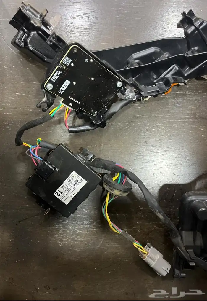 لد (سكن) مع عدسة النور كامري 2024 1