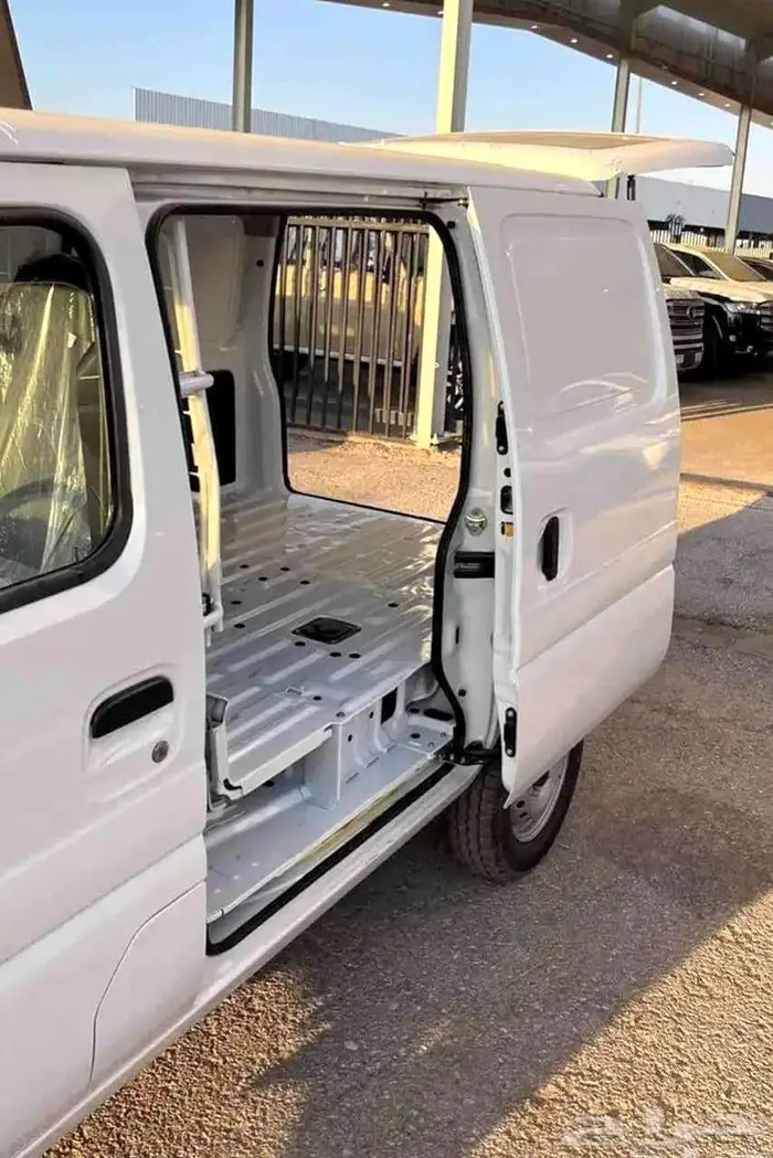 سوزوكي ايكو فان بضاعة قير عادي بنزين 2025 2