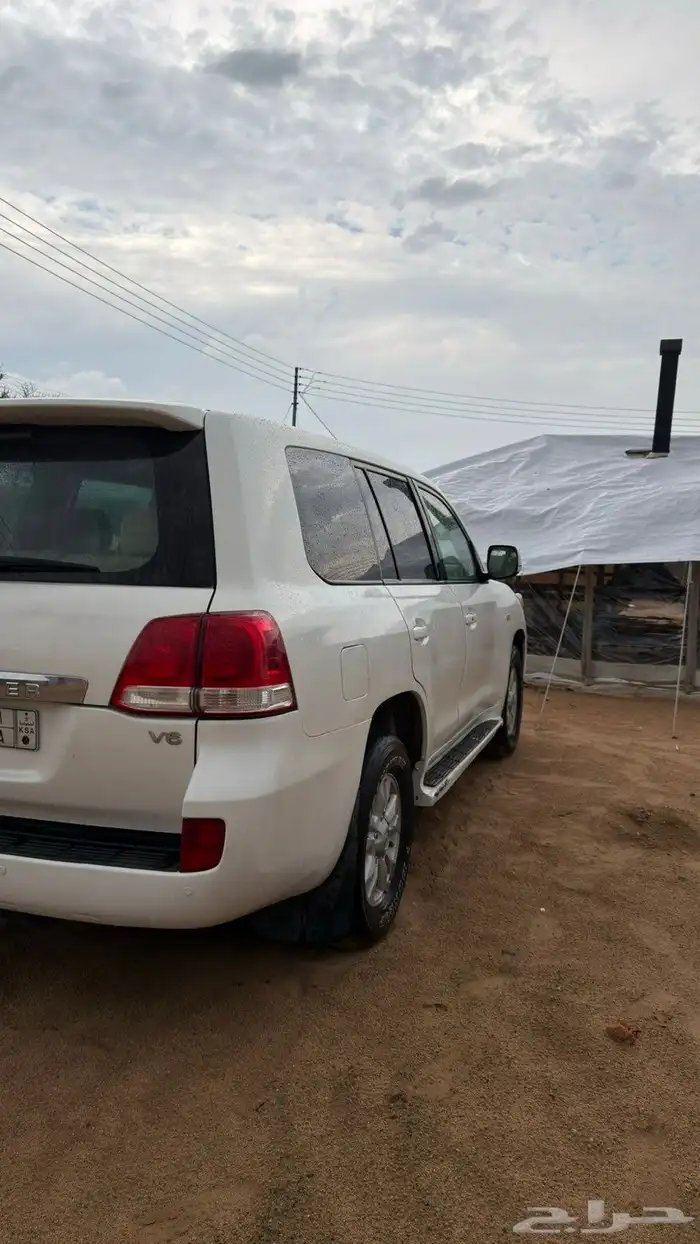 جيب لاندكروزر 2009 3