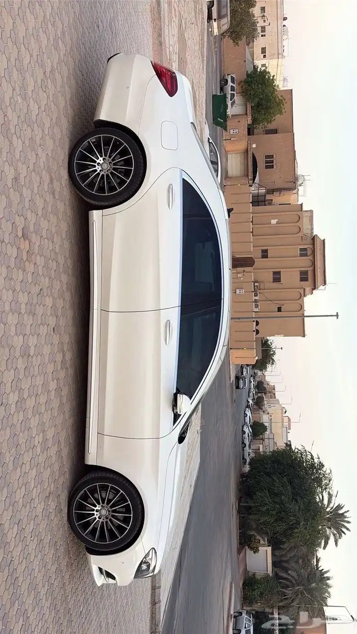 مرسيدس s400 موديل 2015 3