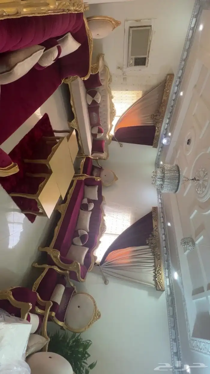 كنب و مجلس للبيع (مستعمل نظيف) 0