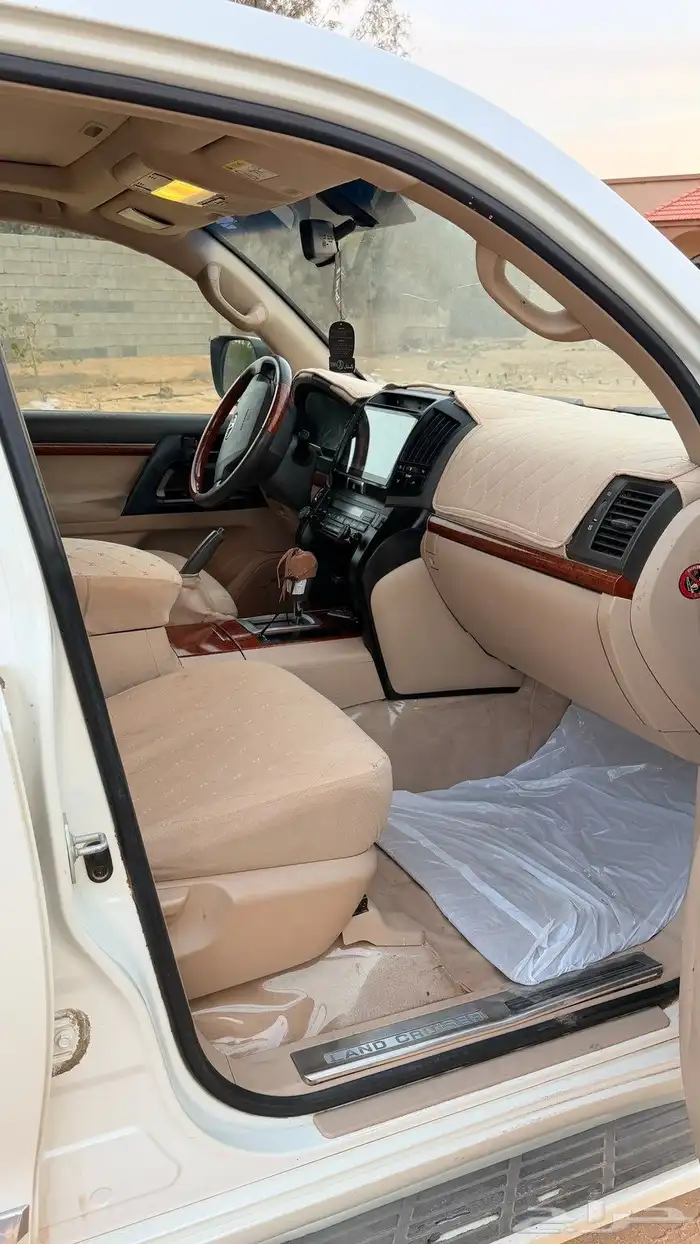 لاندكروزر تايوتا 5