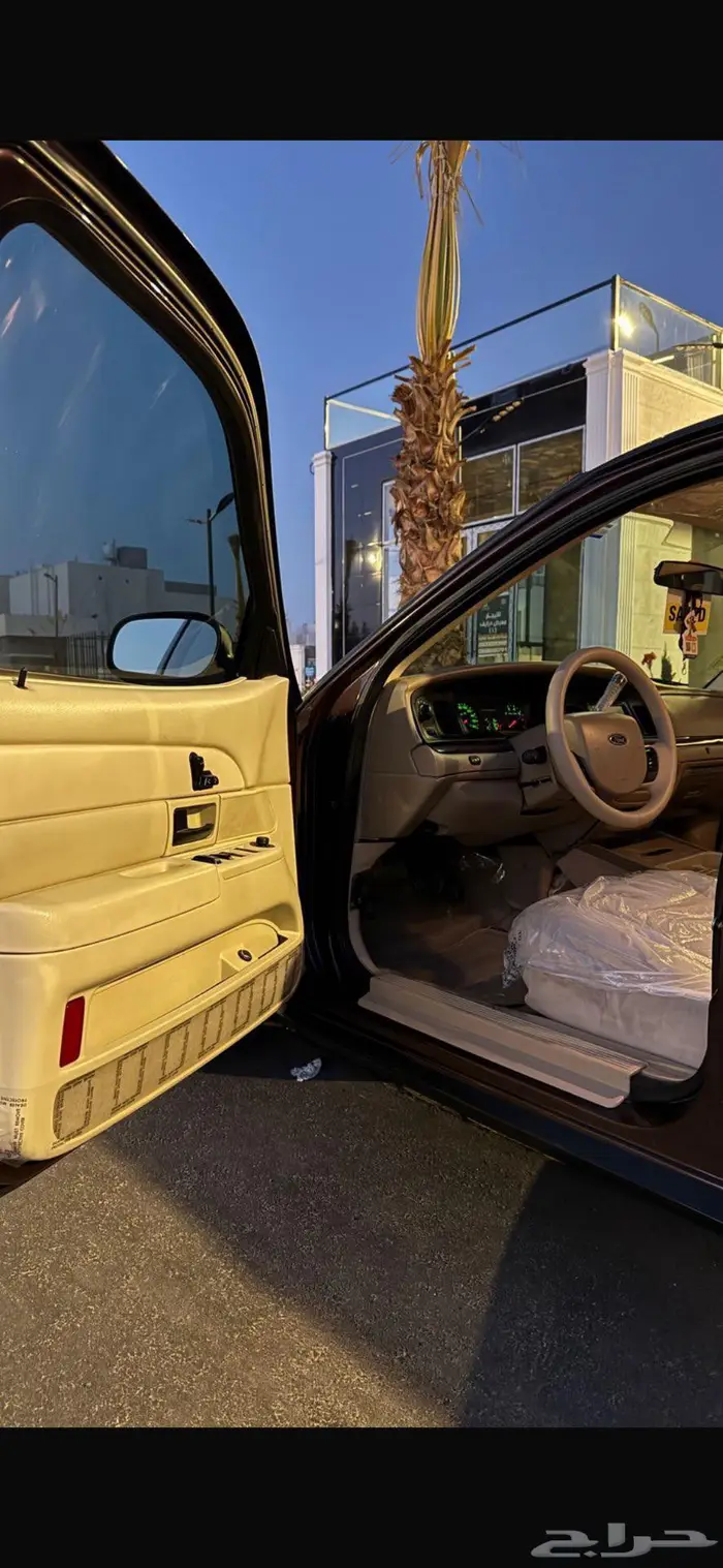 كراون فيكتوريا 20