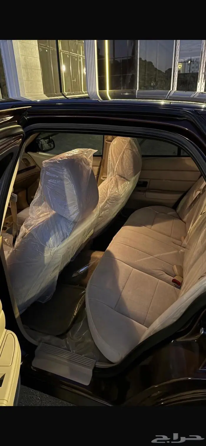 كراون فيكتوريا 21