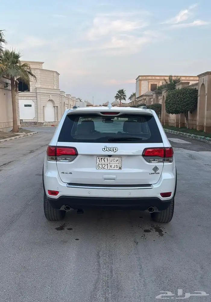 جراندشيروكي 4