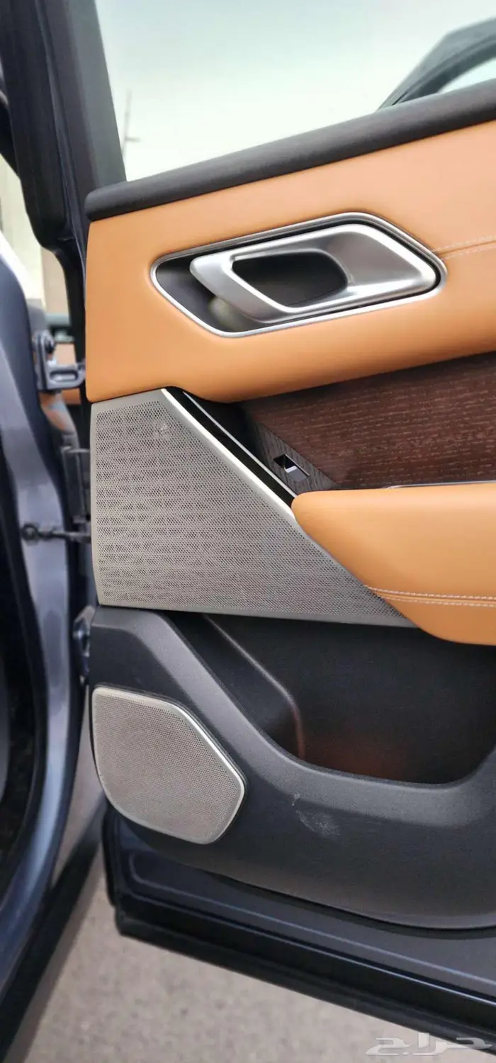 للبيع لاند روفر فيلار مديل 2021 فل كامل الناغي 26