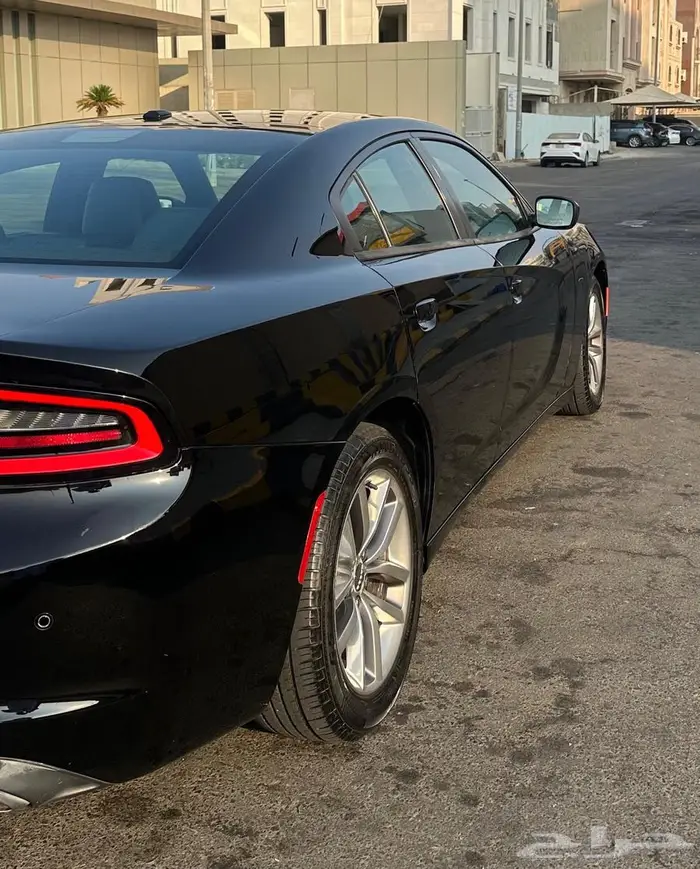 للبيع تشارجر فل كامل 6 سلندر 2016 نظيفه جدا 5