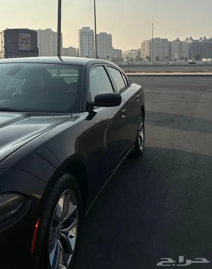 للبيع تشارجر فل كامل 6 سلندر 2016 نظيفه جدا 4