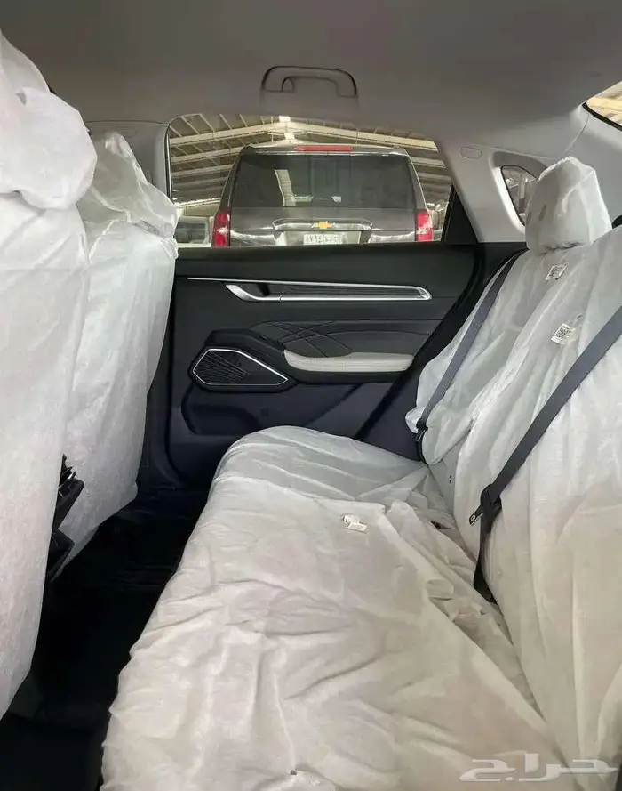 جيلي امجراند ستاندر 2025 10