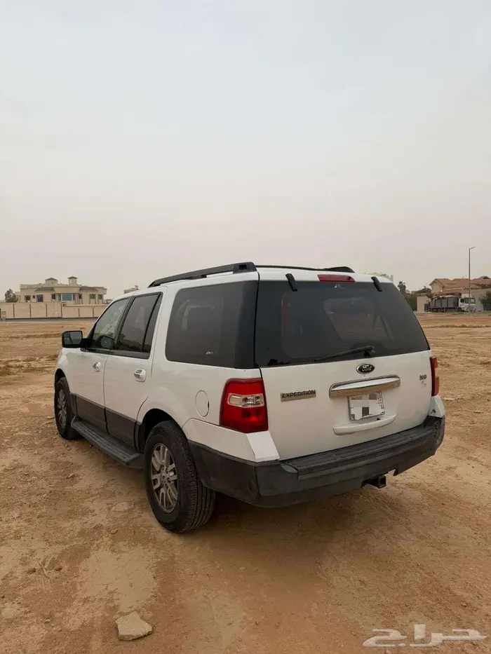 فورد اكسبيدشن 2013 3