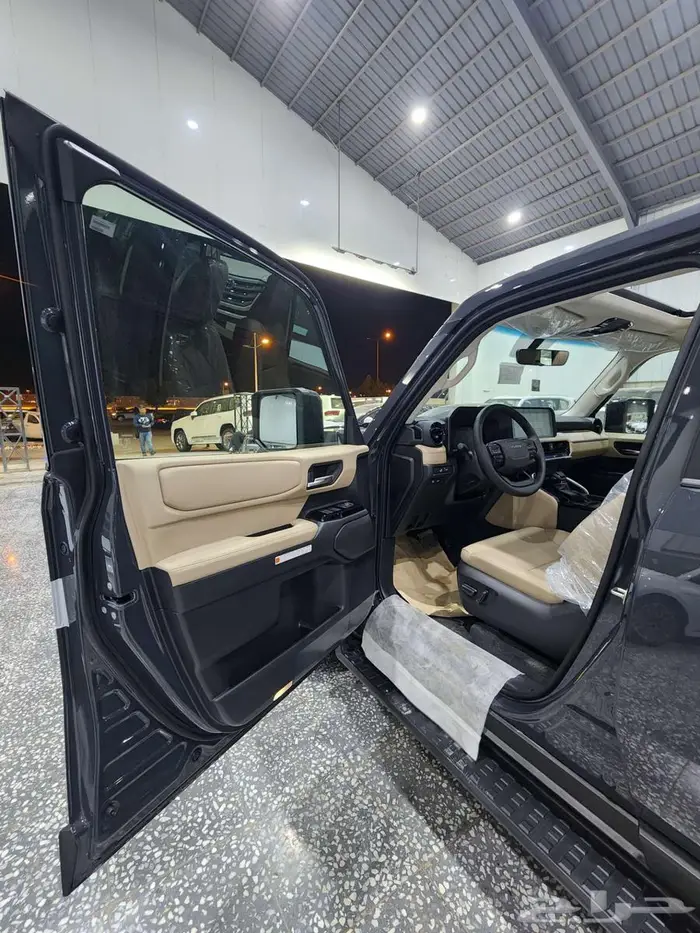 تويوتا برادو TX2 ديزل 2025 السعر 217350 11