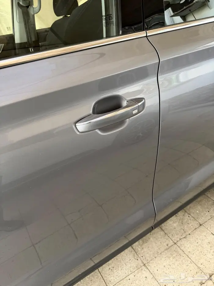 للبيع جيب MGRX8نظيف جدآ ضمان الناغى ممشى قليل 8 مقاعد2023 9