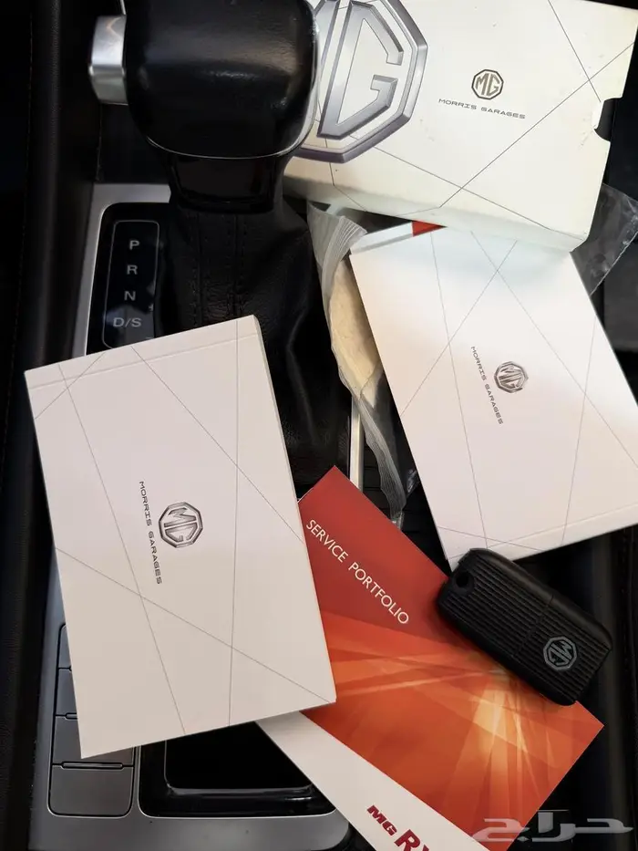 للبيع جيب MGRX8نظيف جدآ ضمان الناغى ممشى قليل 8 مقاعد2023 12