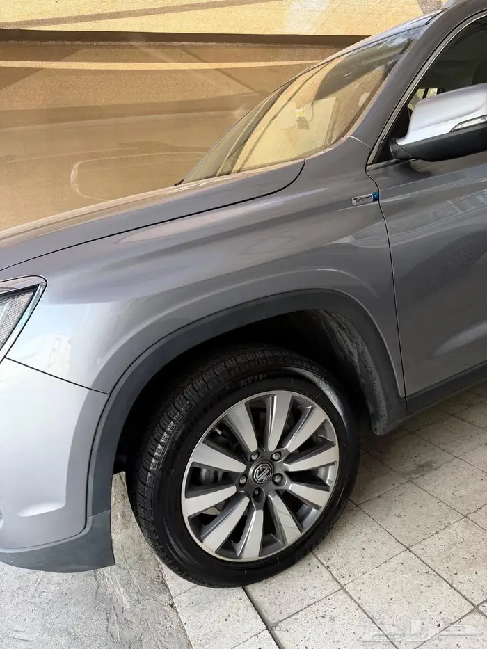 للبيع جيب MGRX8نظيف جدآ ضمان الناغى ممشى قليل 8 مقاعد2023 24