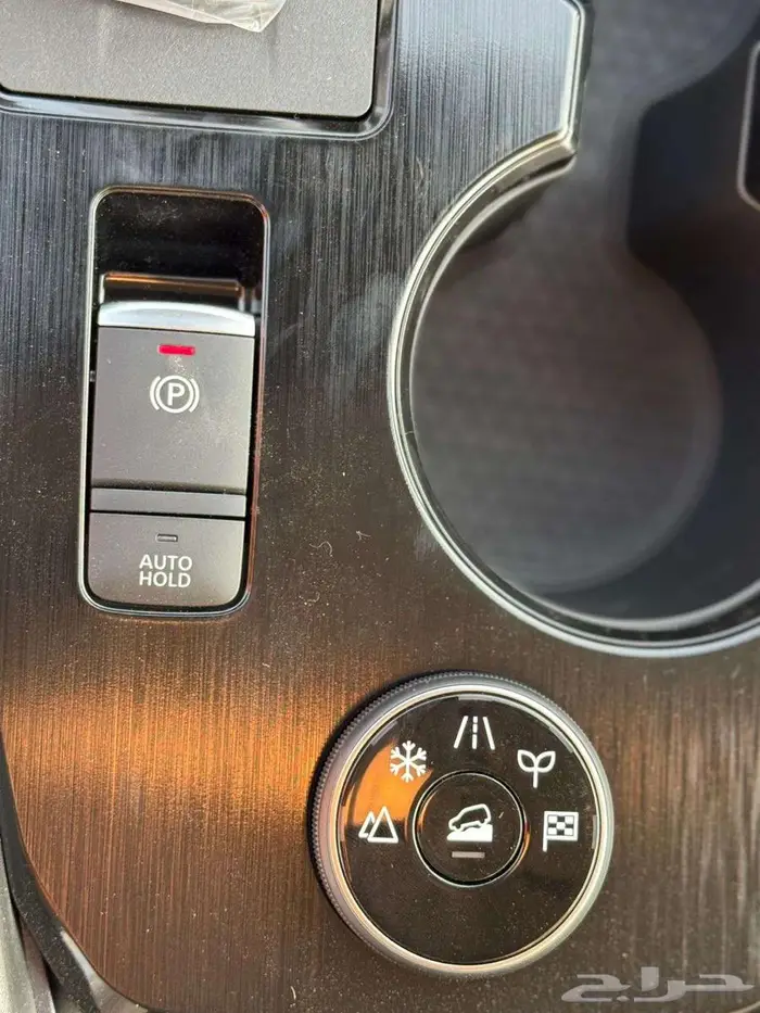 نيسان اكس تريل استاندر 5 مقاعد دبل 2024 7