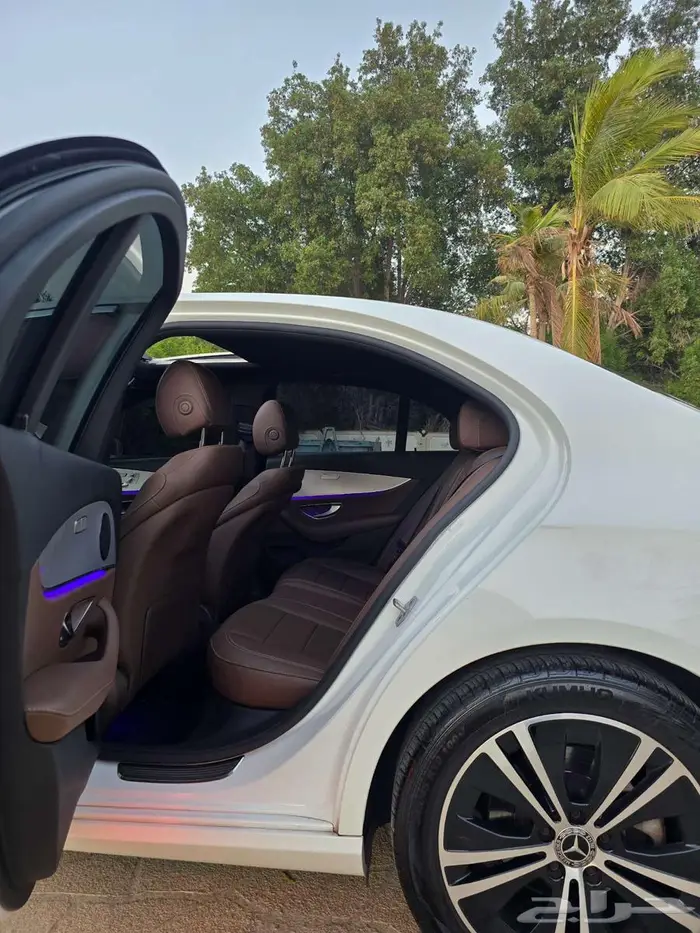 مرسيدس E عداد قليل 2021 14