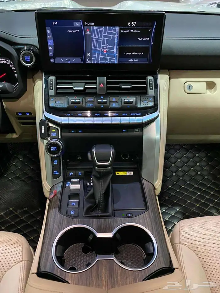 تويوتا في اكس ار 2022 ابيض ماشيه 28000كم 15