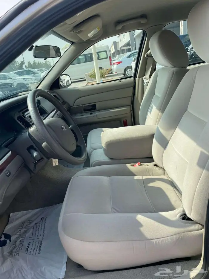 فورد كراون فكتوريا 2011 مخزن 16