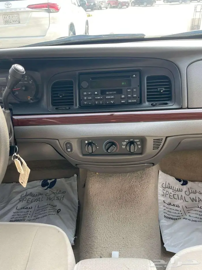 فورد كراون فكتوريا 2011 مخزن 27