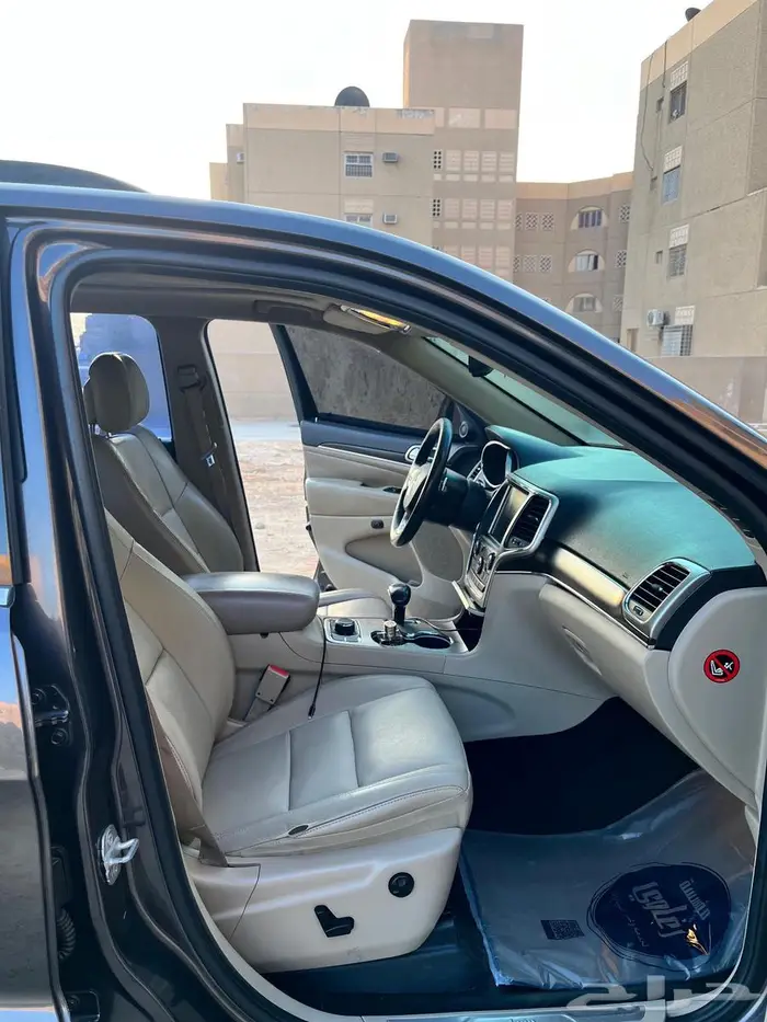 جيب جراند شروكي 2014 5