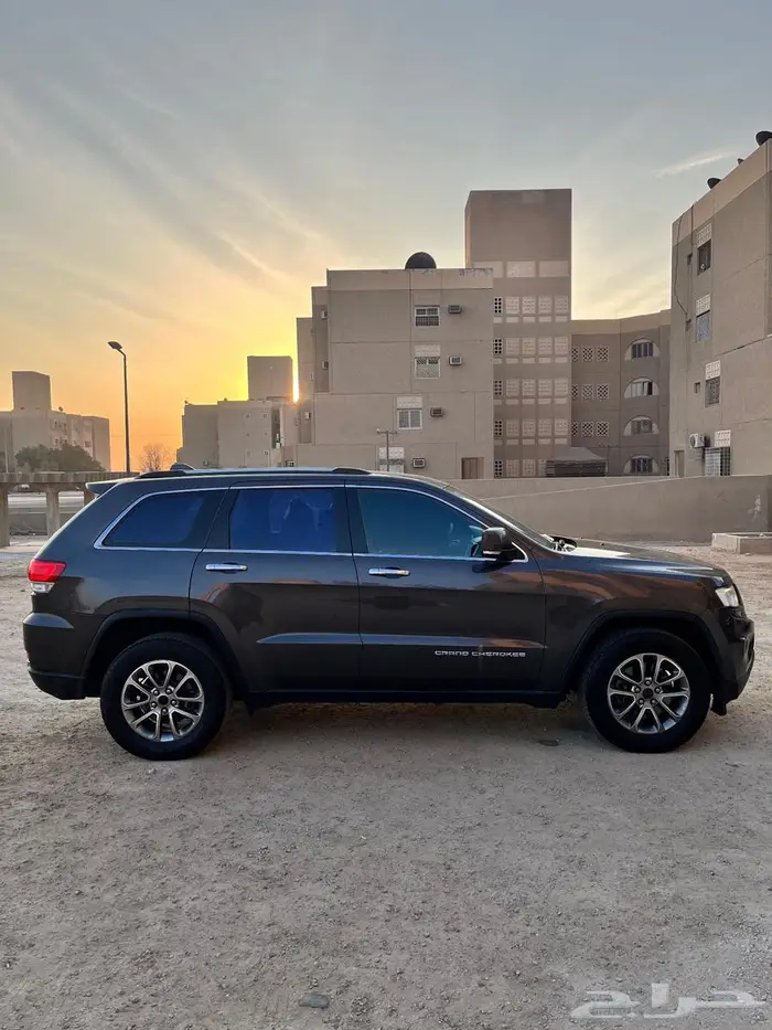 جيب جراند شروكي 2014 4