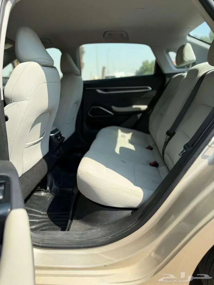 جيلي ام جراند 7 موديل 2023 وكالة كاش و اقساط 13