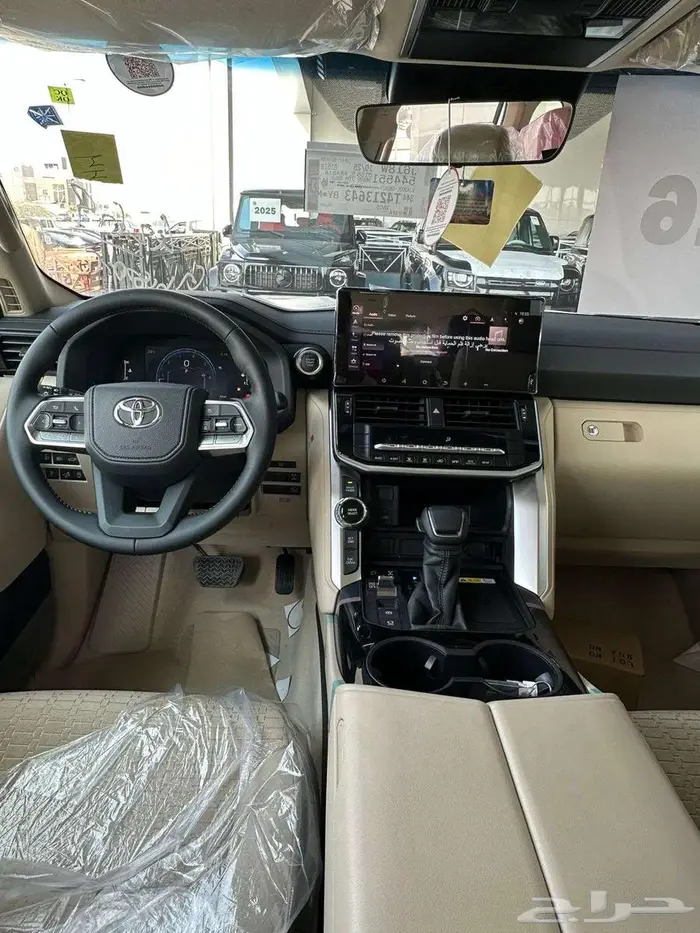 عرض خاص تويوتا لاندكروزر GXR رقم3 بنزين 2026 3