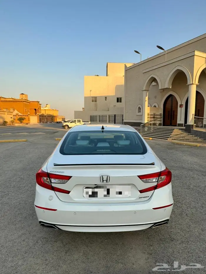 هوندا اكورد سبورت 2021 نظيف جدا 18