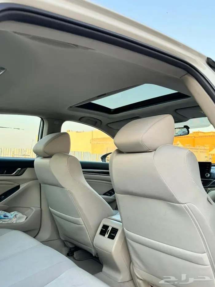 هوندا اكورد سبورت 2021 نظيف جدا 39