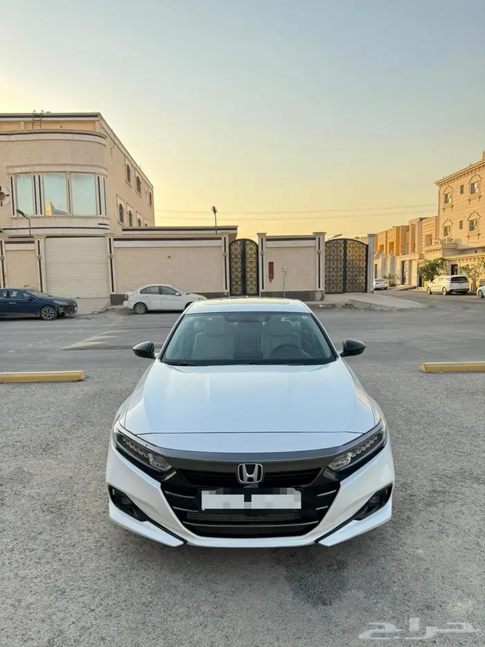 هوندا اكورد سبورت 2021 نظيف جدا 4